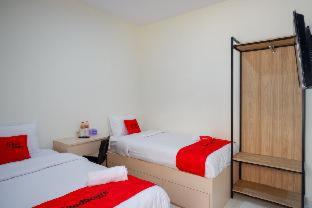 RedDoorz near Alun Alun Kudus 2 - Kudus - 9