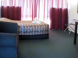Greenview Motel - 6