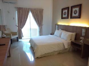 Rompin Beach Resorts - 9