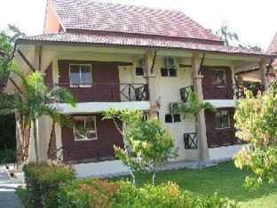 Rompin Beach Resorts - 6