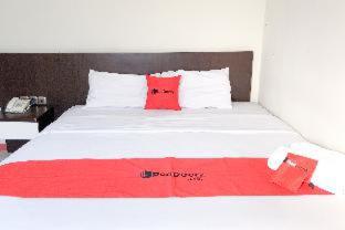 RedDoorz near Pantai Pede - Labuan Bajo - 1