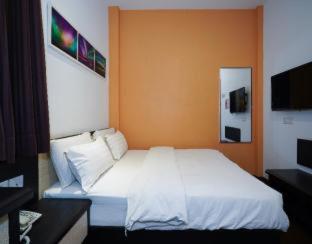 Aurora Boutique Hotel - 5
