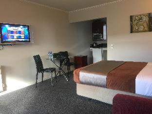 City Central Motel Apartments - 6