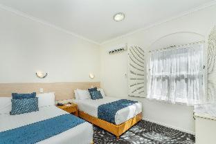 Ramada by Wyndham, Hamilton City Center - 4