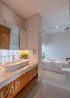 Prana Boutique Hotel and Apartments - 6