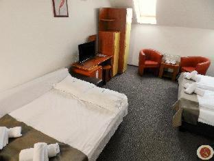 Long Street Hotel - 9