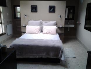 Dolphin View Guesthouse - Jeffreys Bay - 2