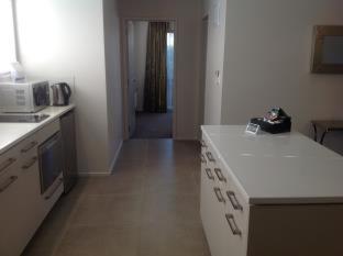 The St James Premium Accommodation - 7