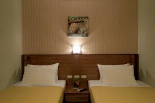 Coron Soleil Express Hotel - 5