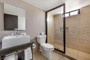 BeWow Hotel Querétaro - 9