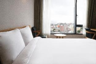 Mstay Hotel - 2