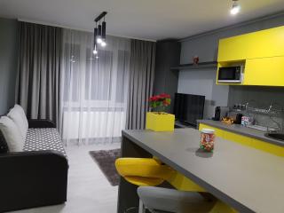 Travel Homzzz Central Apartments - Piata Trandafirilor - 8