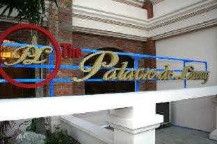 The Palacio de Laoag - 8