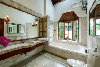 SaffronStays Thalassea, Alibaug - picturesque sea-facing villa with colonial decor - Alibaug - 2