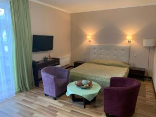 Viktoria Park Hotel - Bucha - 2