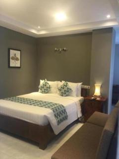 Botum Palace Hotel - Phnom Penh - 4