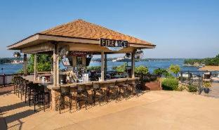 Lodge of Four Seasons Golf Resort, Marina & Spa - 5