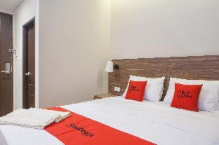 RedDoorz @ Wiyung 2 - Kedurus - 3