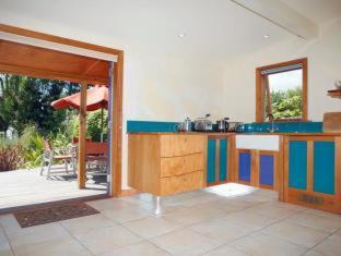 Joya Garden & Villa Studios - 2
