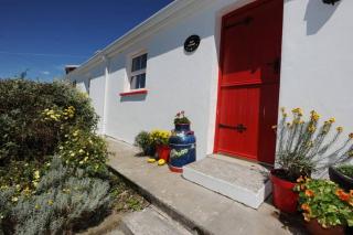 Red Stonecutters Cottage, Doolin - 2