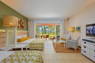 Victoria Beachcomber Resort & Spa - Pointe aux Piments - 7