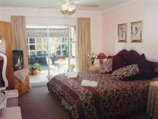 Bluewater Guesthouse - 3
