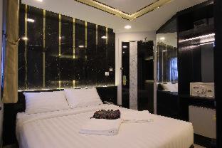 Pratunam Atrium Hotel - 8