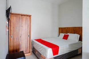 RedDoorz Plus Syariah near Stasiun Tegal 2 - 8