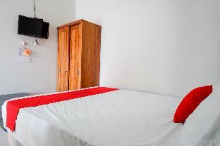 RedDoorz Plus Syariah near Stasiun Tegal 2 - 5