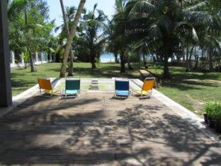 Isana Beach House - Tangalle - 1