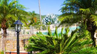 Spa Haven 17A - Airlie Beach - 1