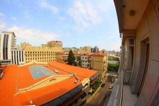 BAKU CITY CENTRE APARTMENT - 3