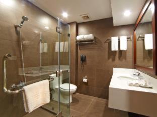 Cebu White Sands Resort and Spa - Mactan - 4