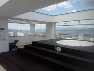Confortable y Tranquilo Aparta Suite en el Corazón de Bucaramanga, Exterior con hermosa vista sobre la ciudad - Bucaramanga - 2