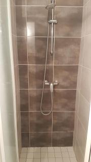 Appart simple entier 1 ch à ch-gontier 1er ou 2eme étage - Château-Gontier - 2