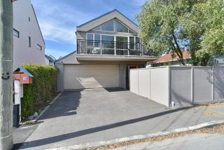 City Haven - 4BR for Families & Friends, Secure Parking - Christchurch - 3