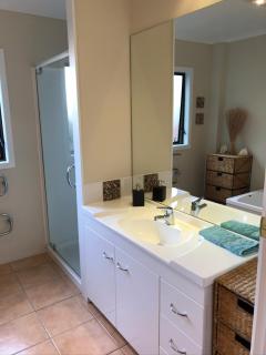 Kathy’s on Catherine - Whitianga - 2