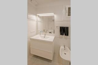 terrazza e vista sull'oceano, Wi-Fi, piano 3, piscina sullo stesso piano, aria condizionata - Morro del Jable - 3