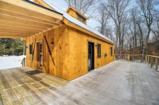 Newly Built Cabin with Hot Tub - 16 Mi to Stowe Mtn! - 8