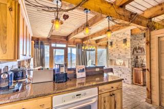Luxe Blue Ridge Mountain Retreat with Sauna and Creek! - Maggie Valley - 1