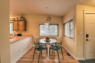 Cute Cottage with Deck Walk 115 Ft to Brewery and Cafe - 9