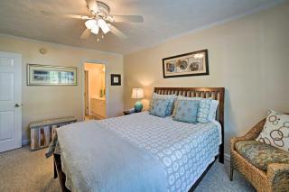 Oak Island Cottage - Walk to Beach and Intracoastal! - Île au chêne - 1