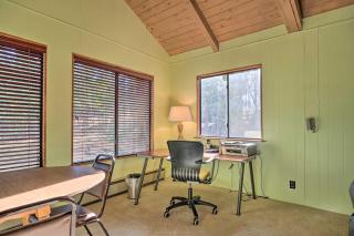 6 Mi to Yosemite National Park Retreat with Deck! - Groveland - 5