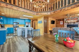 Furnished Deck Cabin in Coconino National Forest - Munds Park - 9