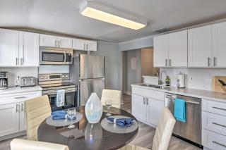 Lake Worth Home with Water Views - Walk to Beach! - 5