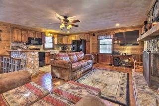 Carters Hideaway by Fairy Stone Pool and Hot Tub - Henry - 6