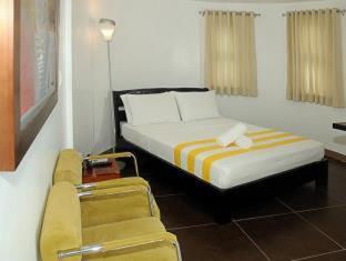 Bluewaves Westcliff Villa - 9