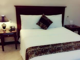 Valentino's Hotel - 2