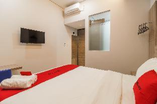 RedDoorz Plus near Senayan City - Giacarta - 8