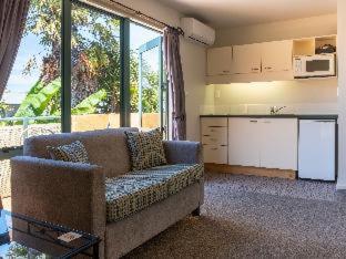 Tuscany Gardens Motor Lodge - 1